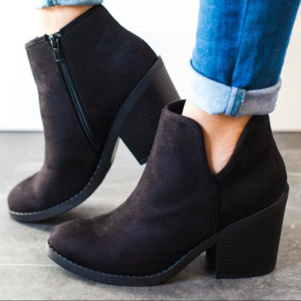 Black Chunky Heel Ankle Booties